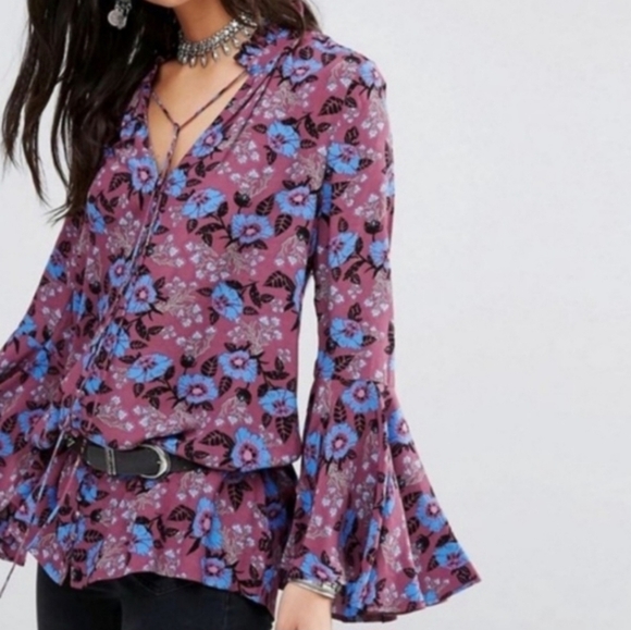 FREE PEOPLE XS, EUC flowy top, in purple Magic Mystery floral with bell … - Picture 1 of 5